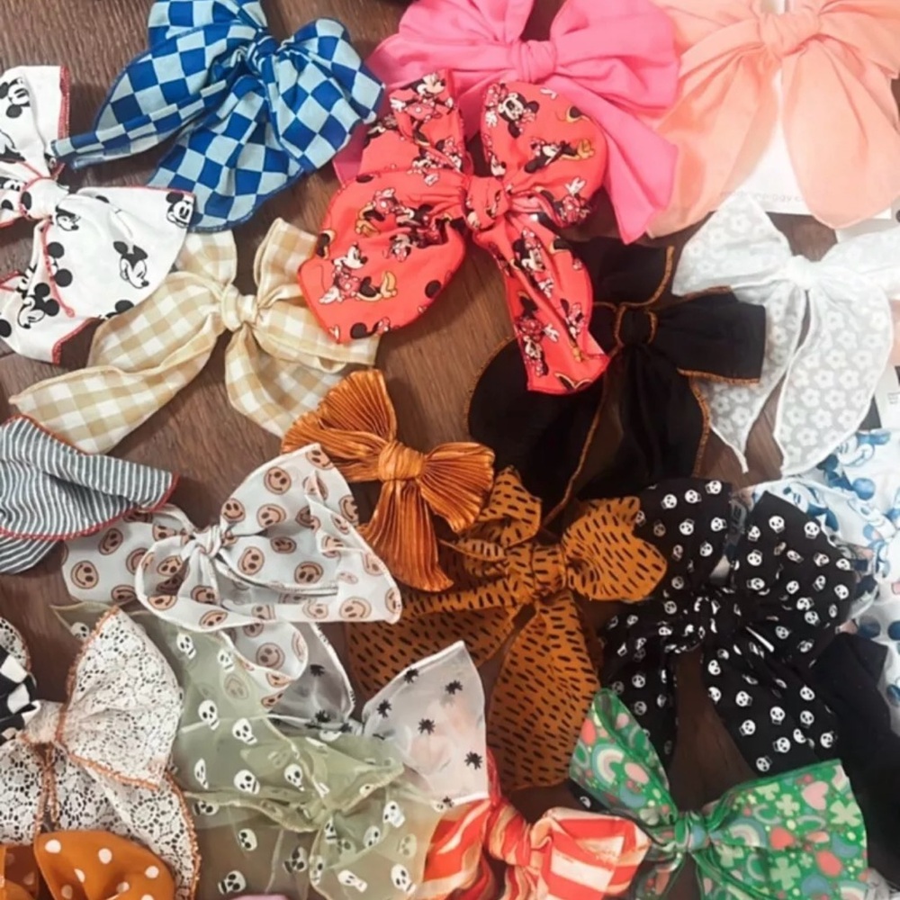 Rylee + Cru oversized Bow lot (64) bows all like new !!!!! - Picture 4 of 8